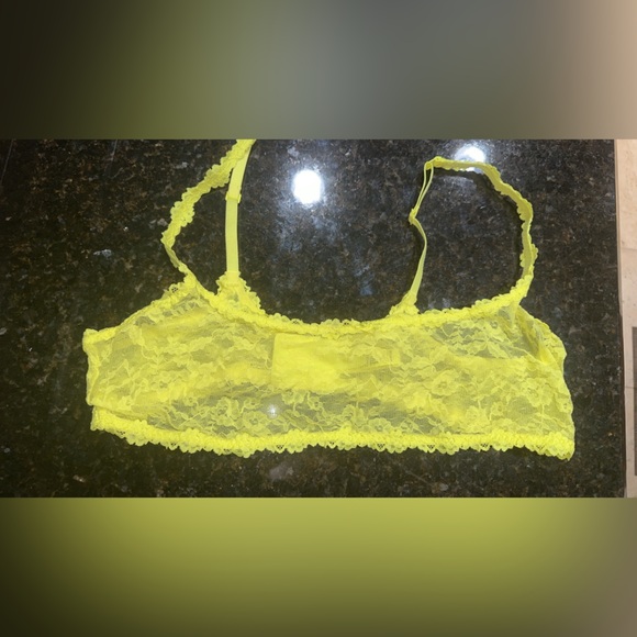 Fits Everybody Lace Tanga - Picture 11 of 13